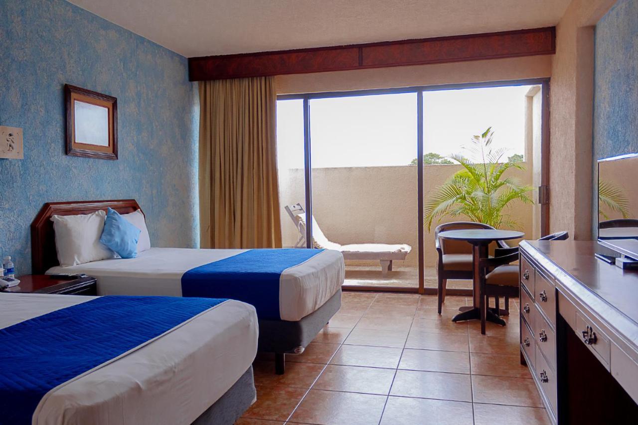 Hotel Los Aluxes Mérida Extérieur photo