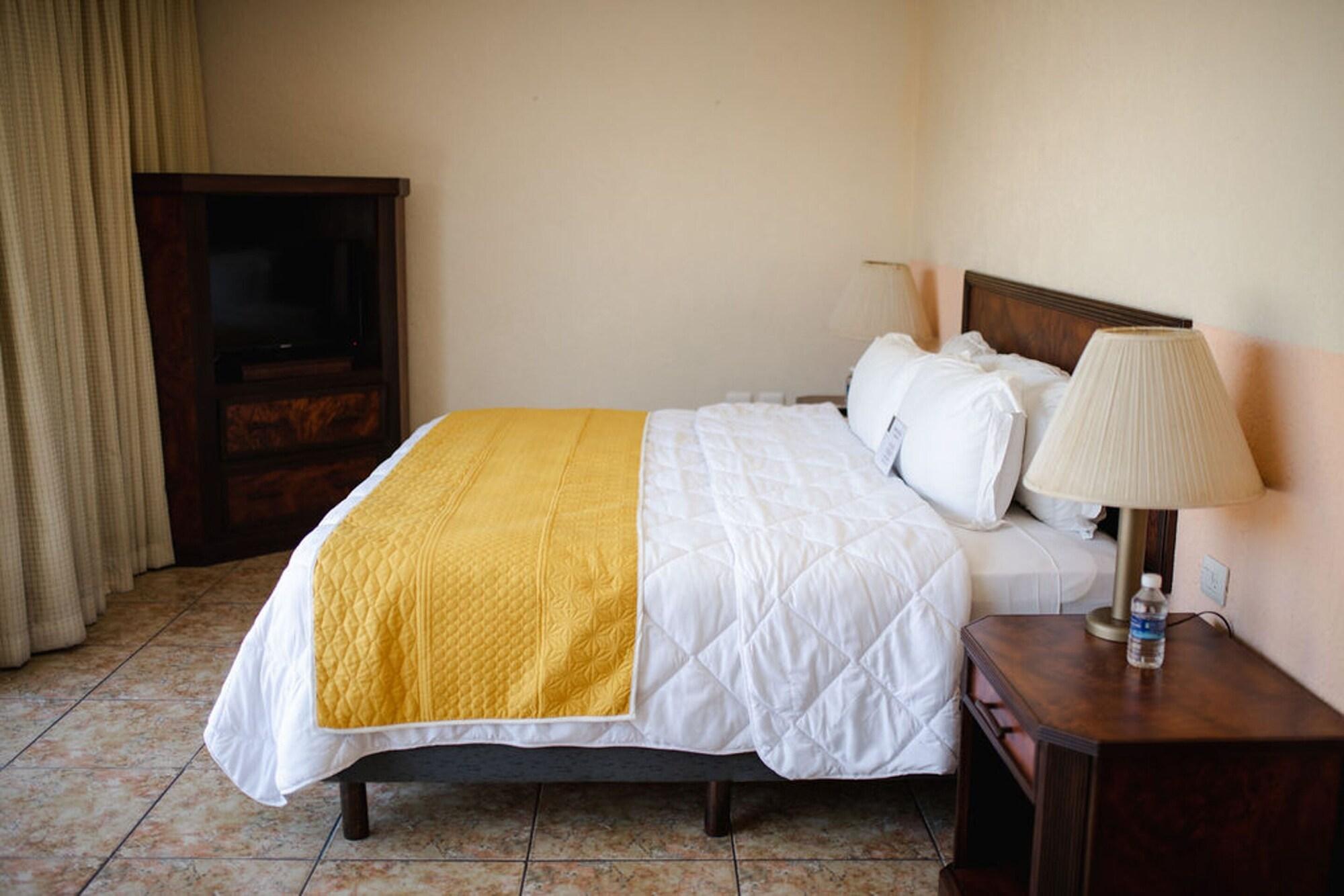 Hotel Los Aluxes Mérida Extérieur photo