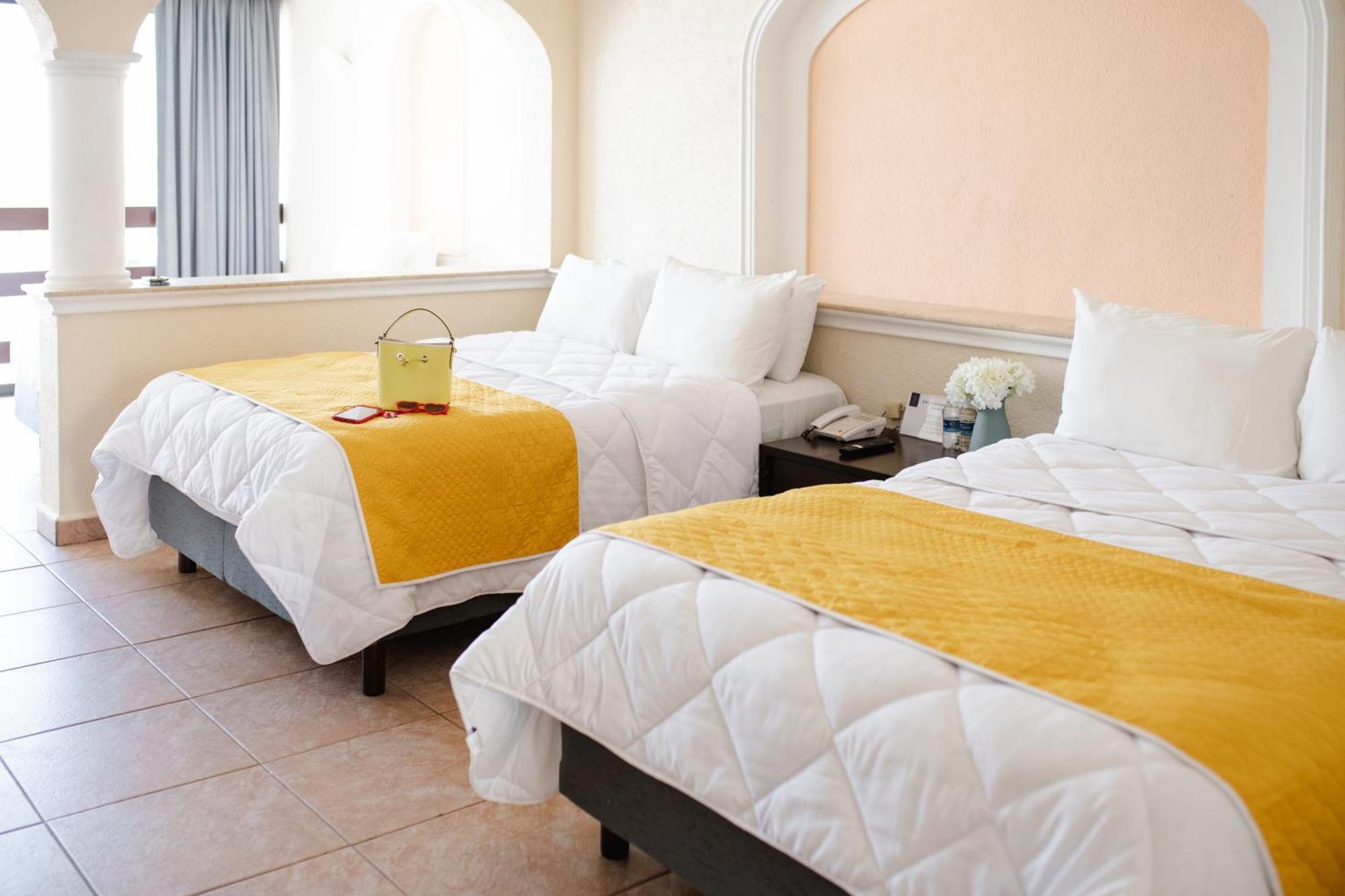 Hotel Los Aluxes Mérida Extérieur photo