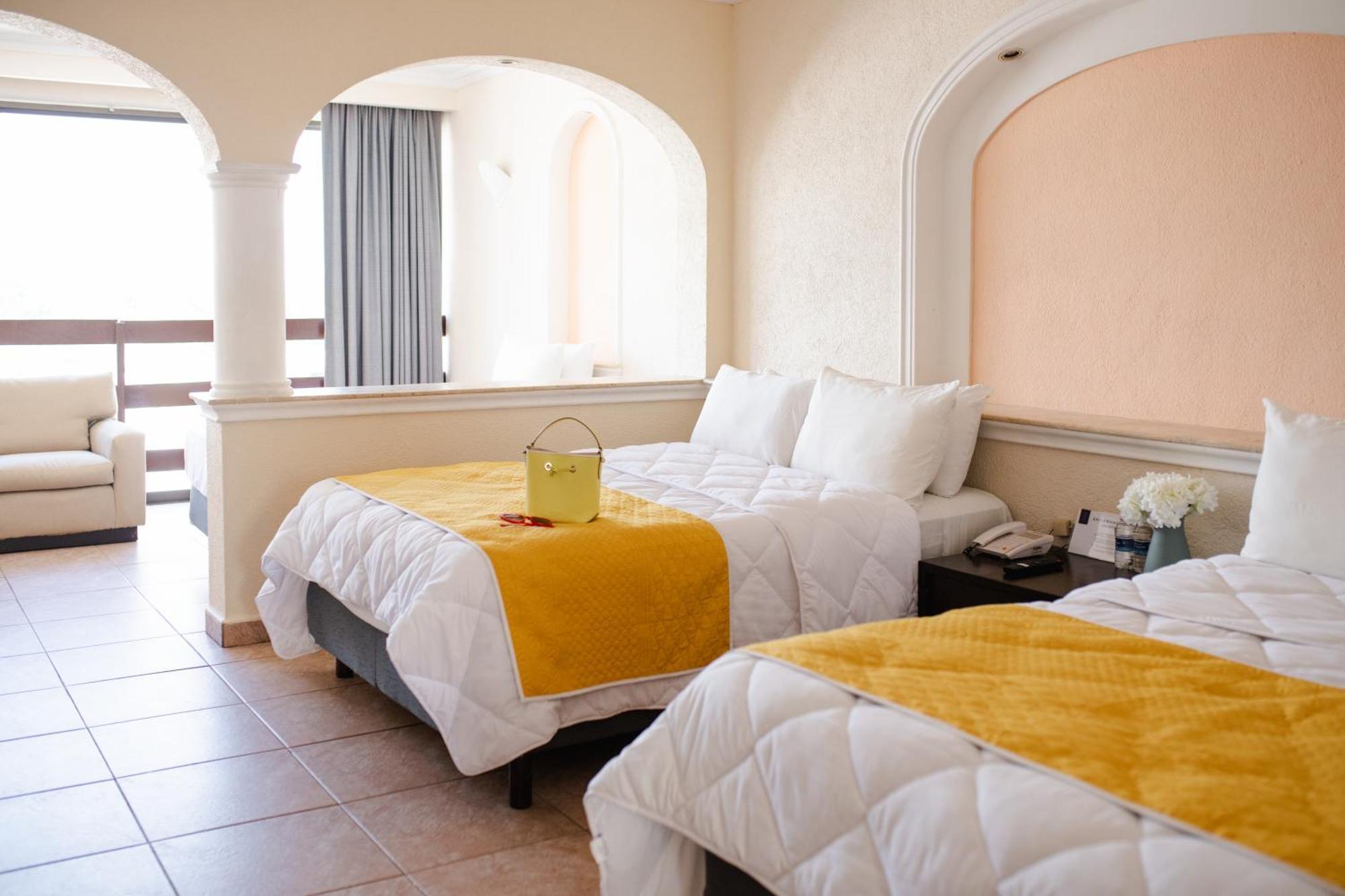 Hotel Los Aluxes Mérida Extérieur photo